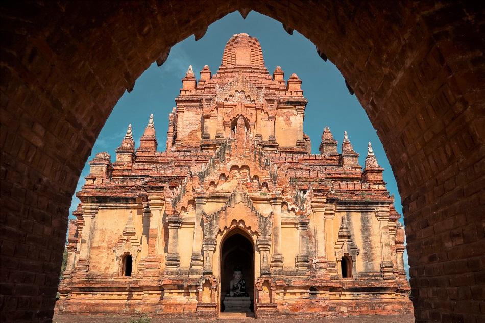 Best temples in Bagan - Myauk Guni Temple