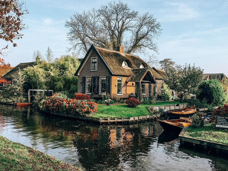 One day trip to Giethoorn - guide