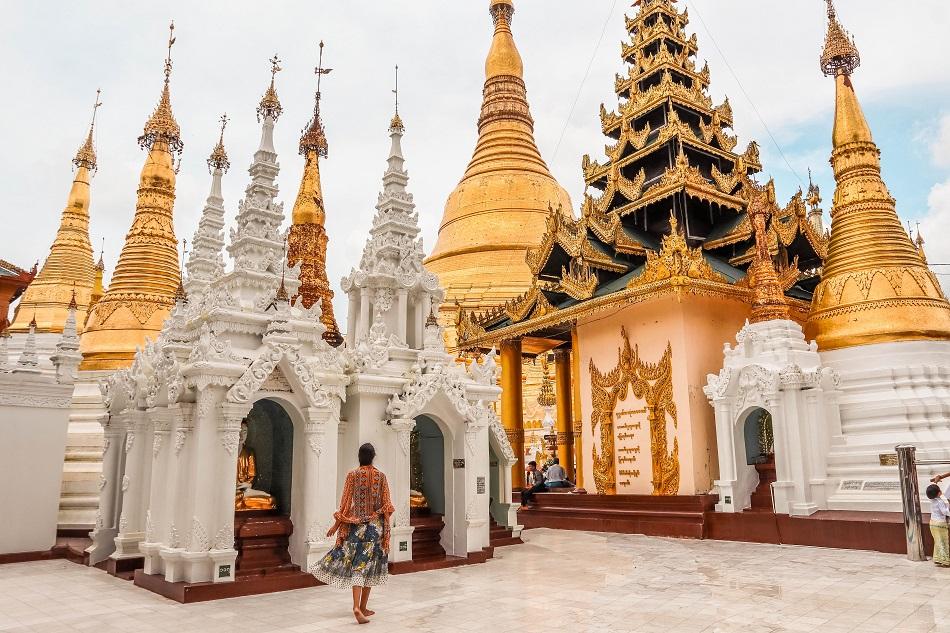 Best temples in Myanmar - Shwedagon Pagoda