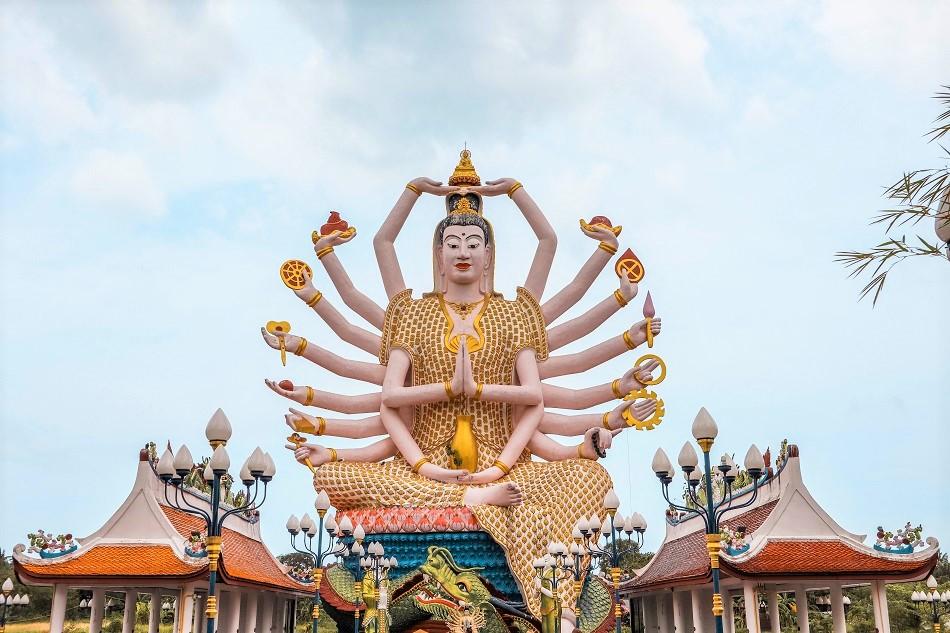 Wat Plai Laem Temple Koh Samui Guanyin statue arms