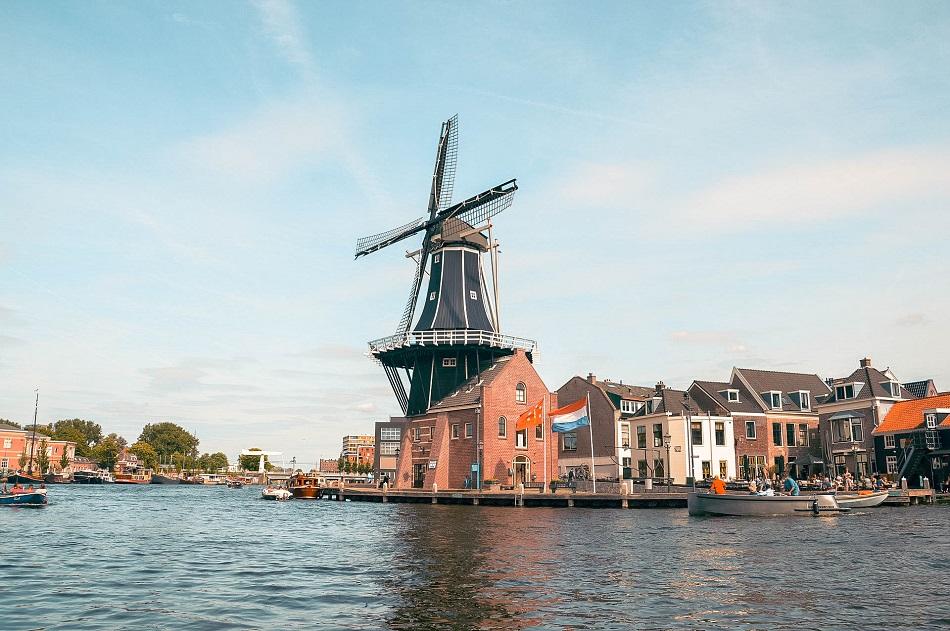 Haarlem Molen de Adriaan