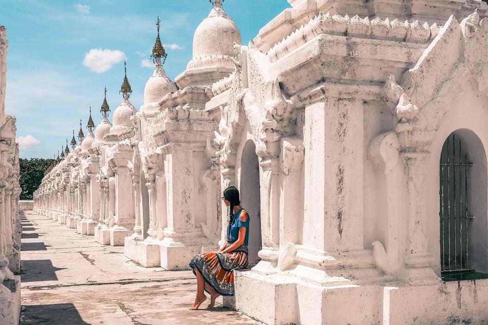 Best temples in Myanmar - Kuthodaw Pagoda, Mandalay