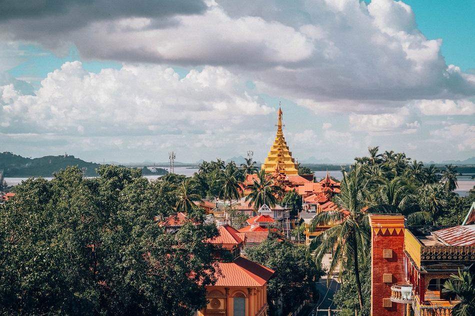 Kyeik Than Lan Pagoda, Mawlamyine