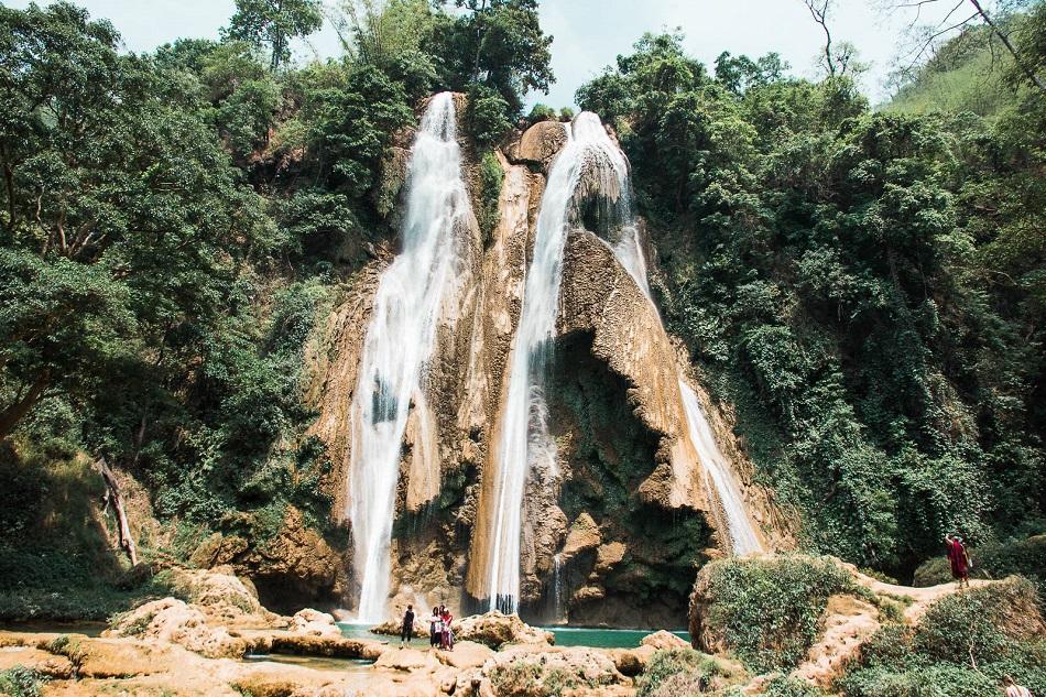 Anisakan Falls, Myanamr
