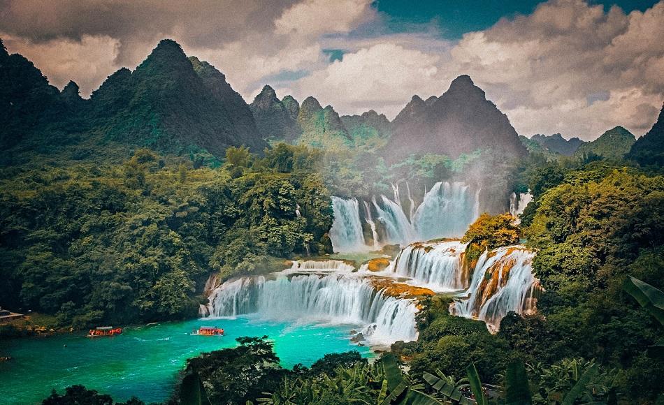 Detian Waterfall, China