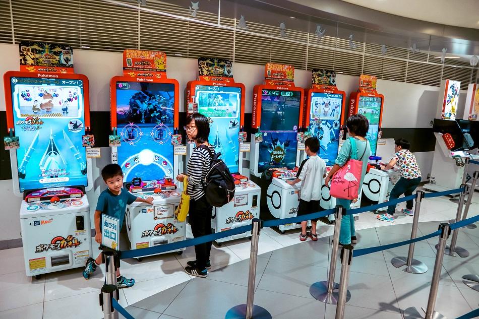 Osaka Pokemon Center video games