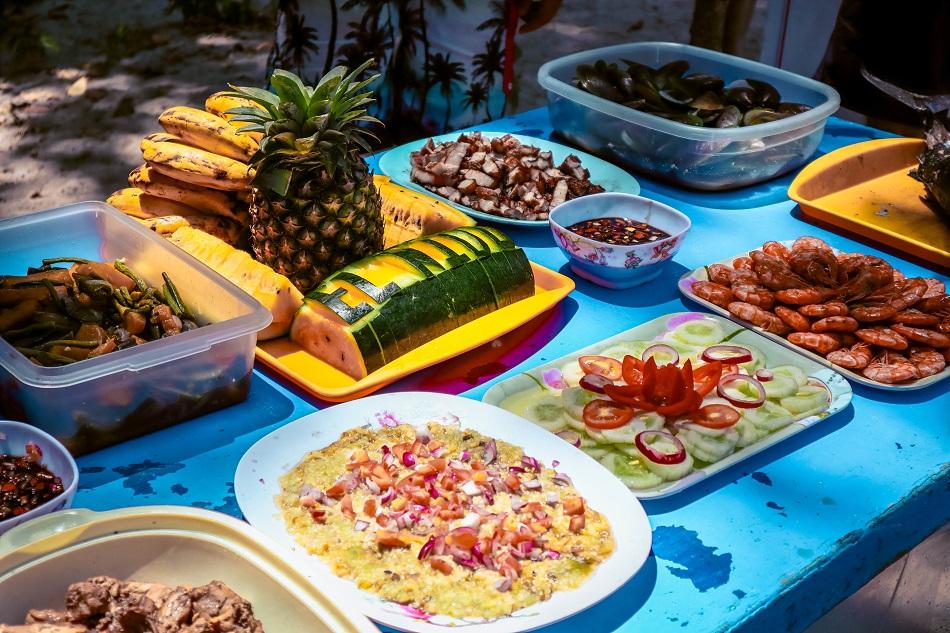 El Nido Island Hopping Tour A lunch