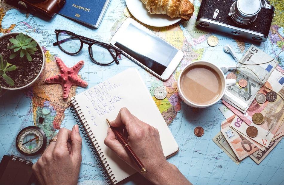How to save money when traveling