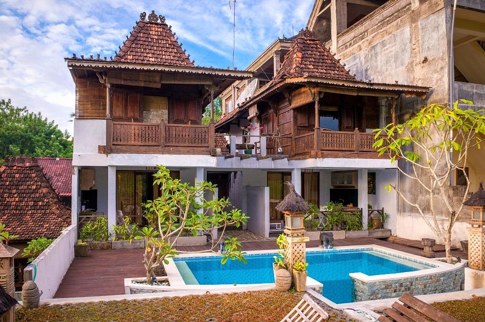 Living in Bali - villa